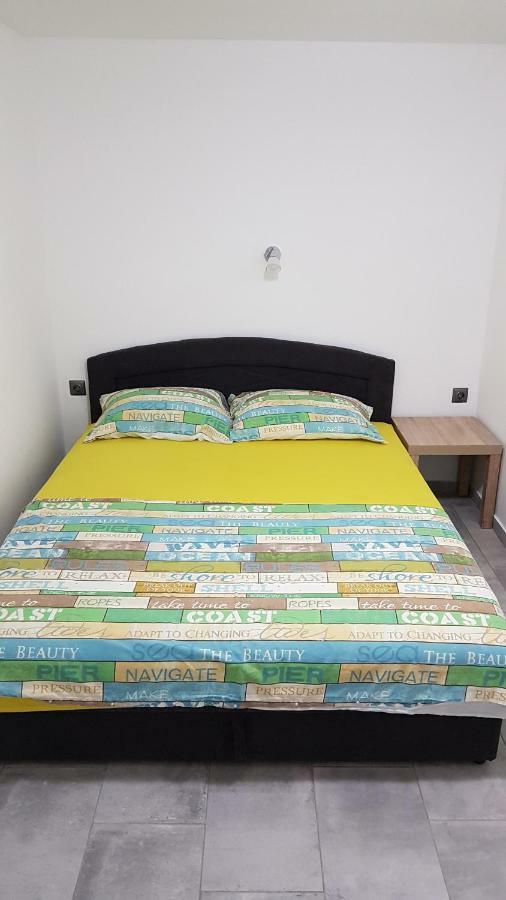 Apartment Star With Pool Biograd Na Moru