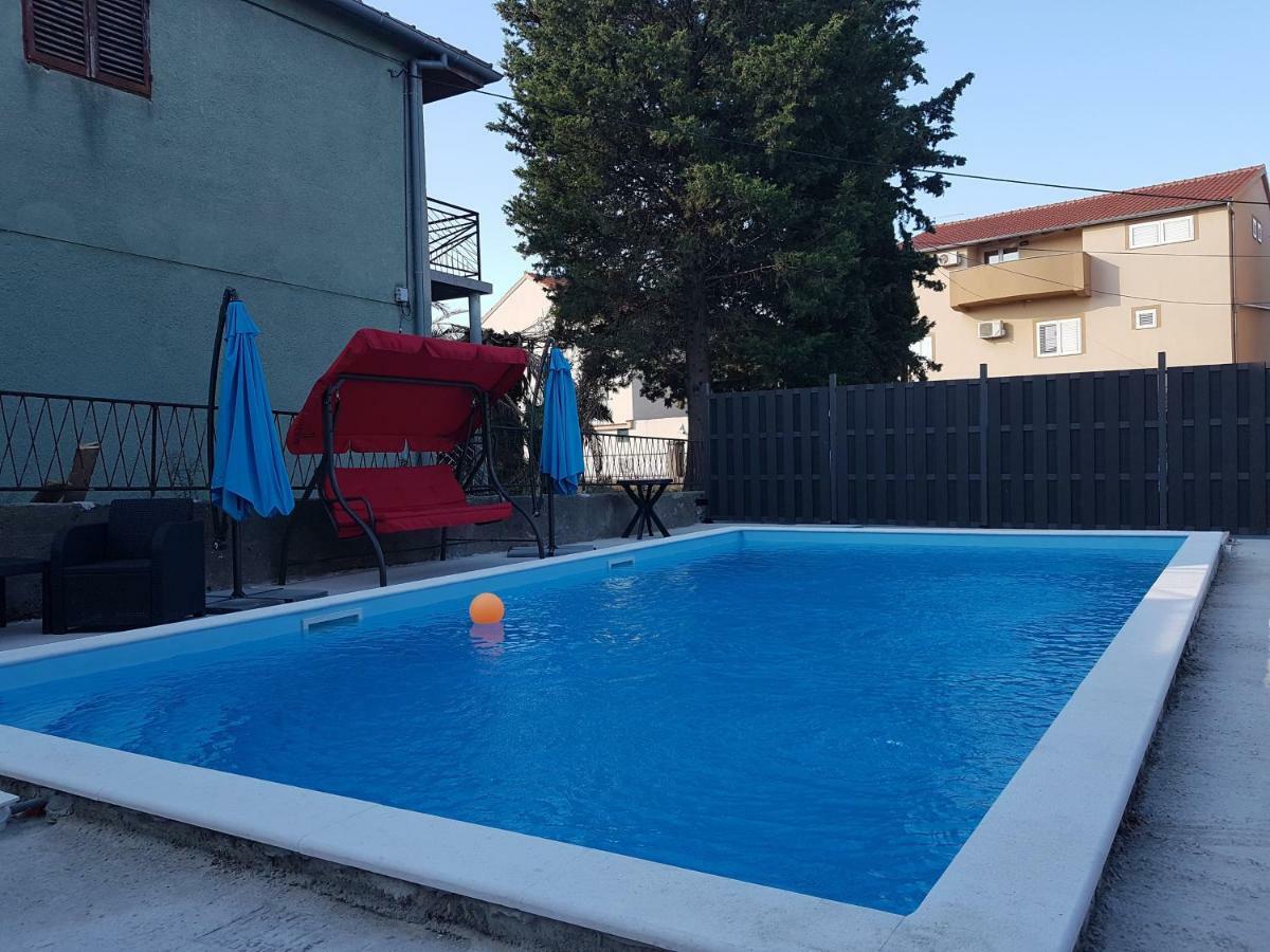 Apartment Star With Pool